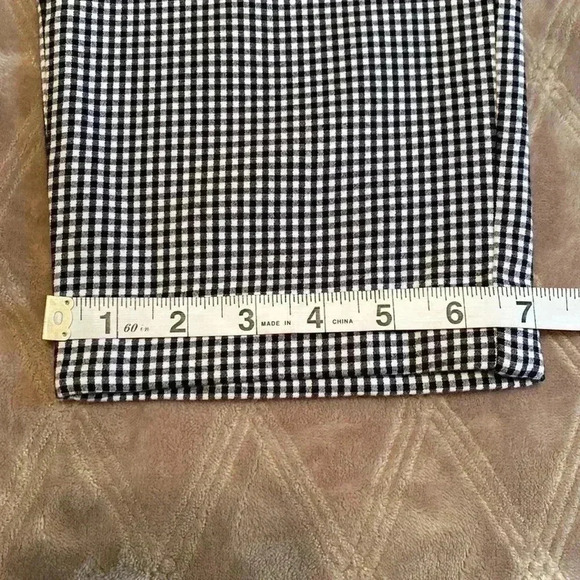 J. Jill Black & White Checked Woman’s Pull on Pants in Size 12. - Picture 9 of 11